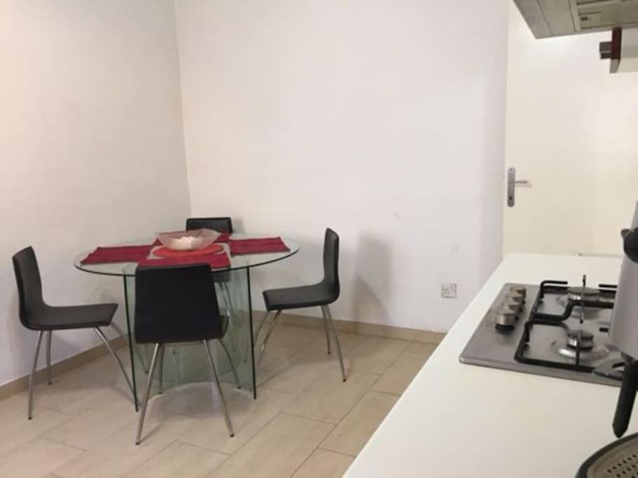Apartament Gzira / Sliema Wifi & Ac ! Great Value & Location Zewnętrze zdjęcie